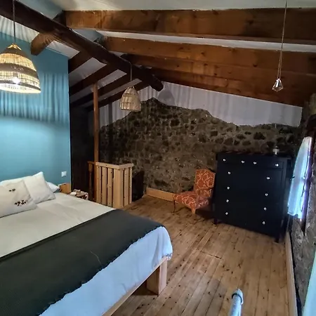 La Aldea De Lug بيت للعطل Rozagás