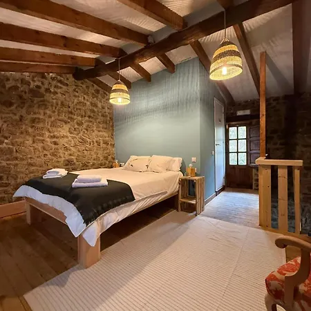 La Aldea De Lug Rozagás
